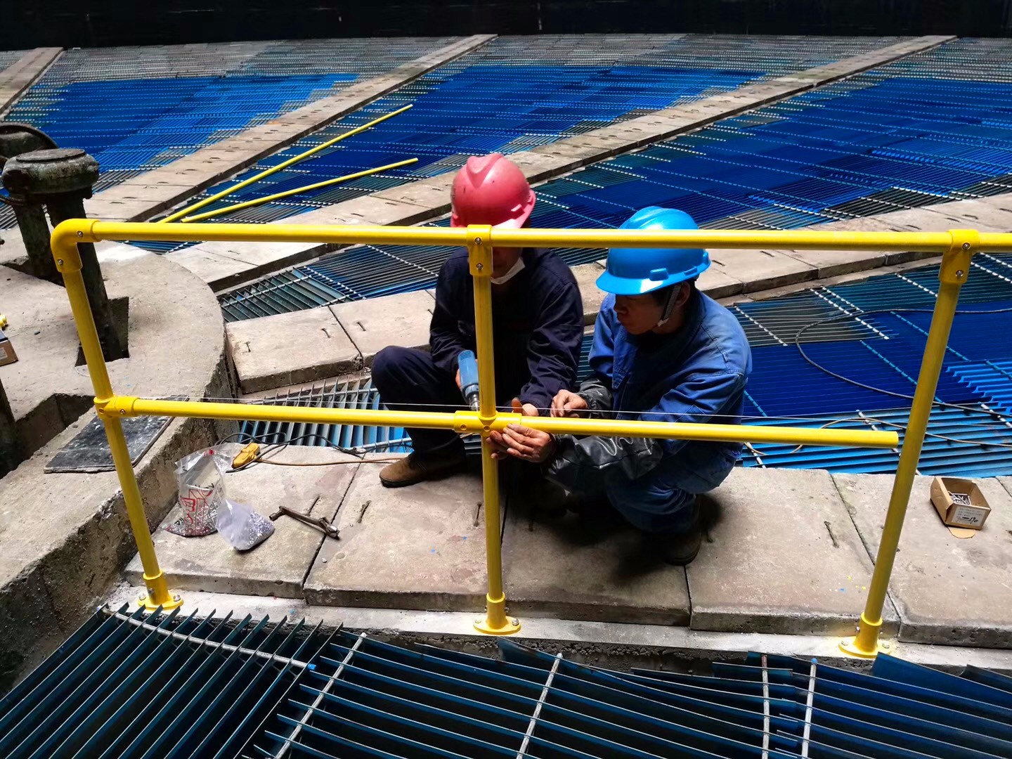 福建玻璃鋼水廠護(hù)欄