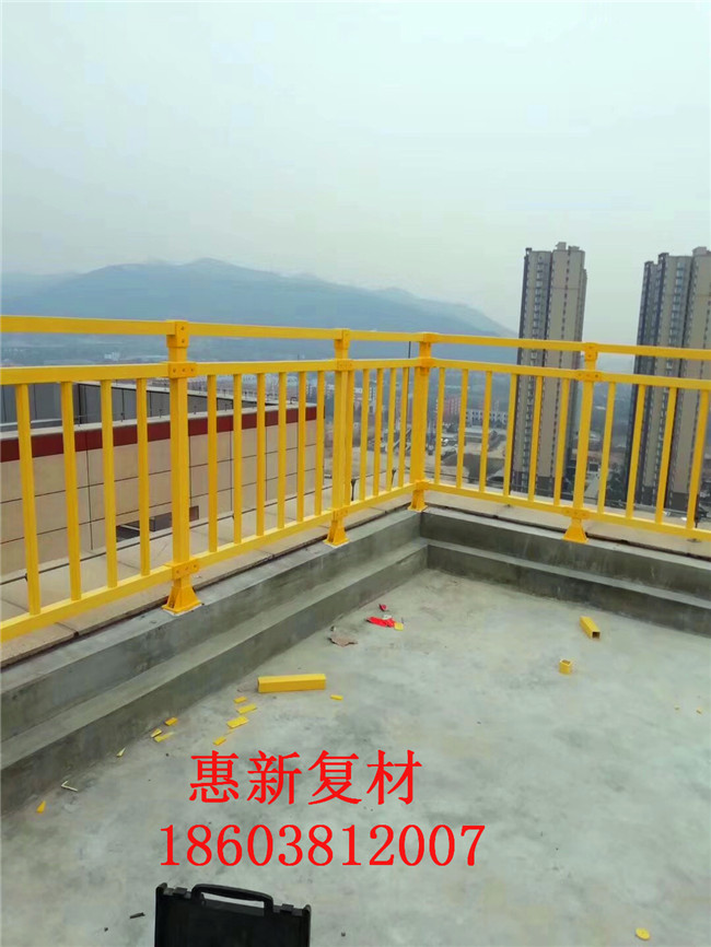 保定玻璃鋼護欄安裝效果