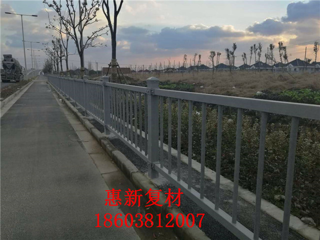 福建福建玻璃鋼護欄價格