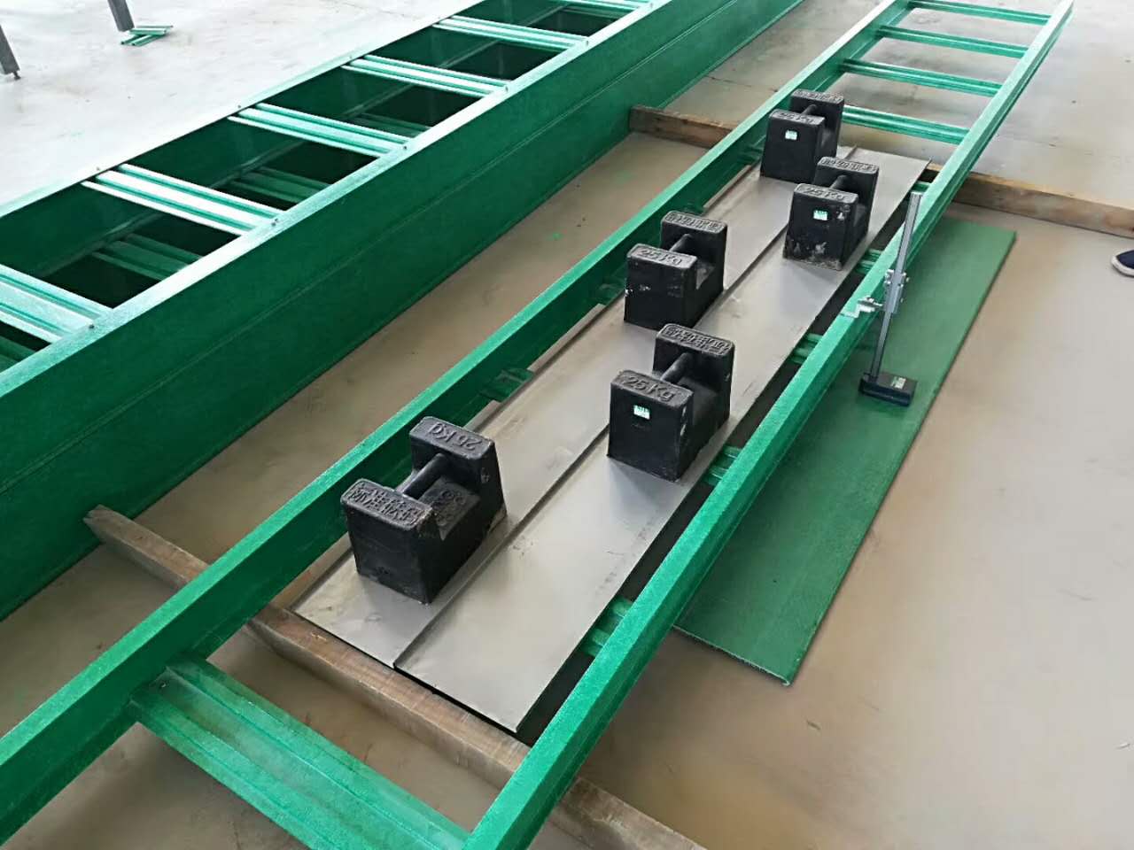福建玻璃鋼電纜橋架廠